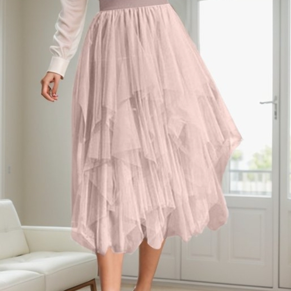 Evereve Soft Pink Midi Skirt